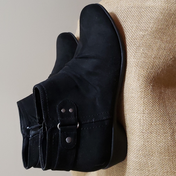Axxiom Shoes - Axxiom Chloe Black Sueded Zip Bootie